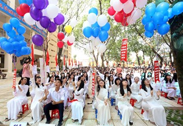 Anh khai giang THCS