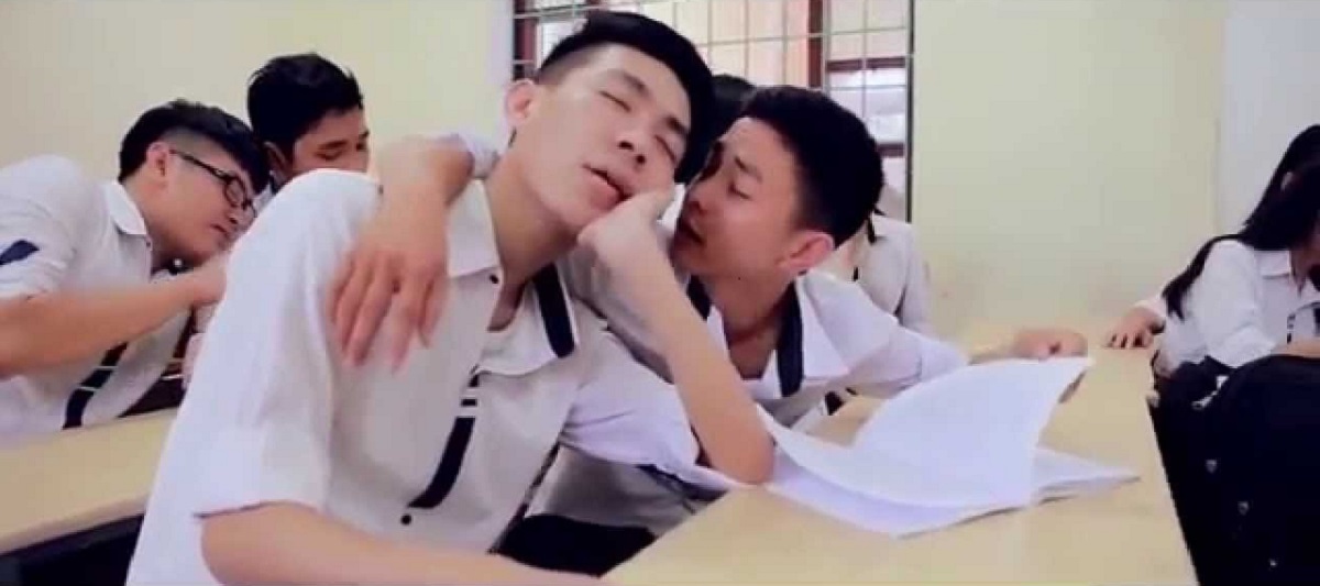 Hai-kieu-hoc-sinh-ca-biet-ban-thuoc-kieu-nao