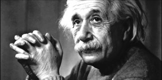 cham-ngon-tieng-anh-einstein