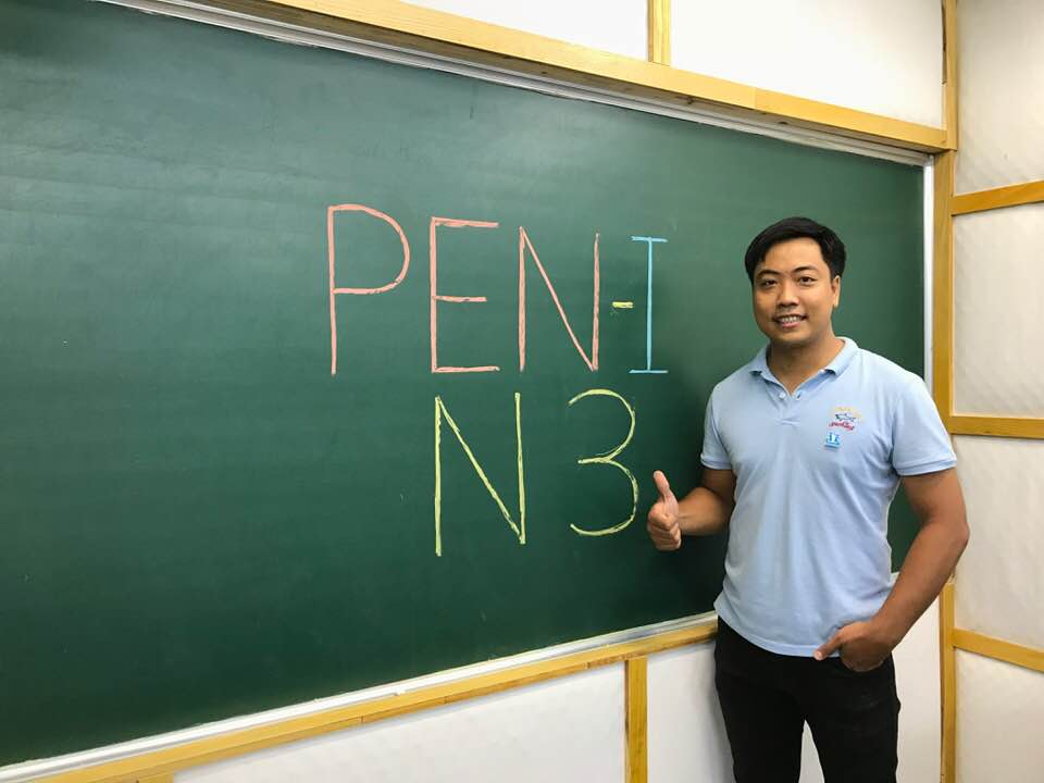 4-ly-teen-2k-thi-y-duoc-nen-theo-chan-thay-dinh-duc-hien