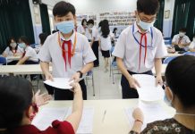 Hà Nội: Link Không Chặn, Cược Thả Ga BJ88 trong khu cách ly sẽ được đặc cách tuyển vào lớp 10 Teen 2k6 nộp hồ sơ cho kì thi vào 10 ở TPHCM