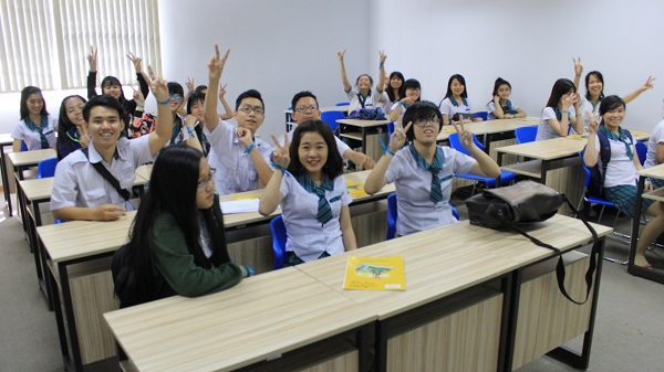 Teen 2k2 phát biểu trong giờ học